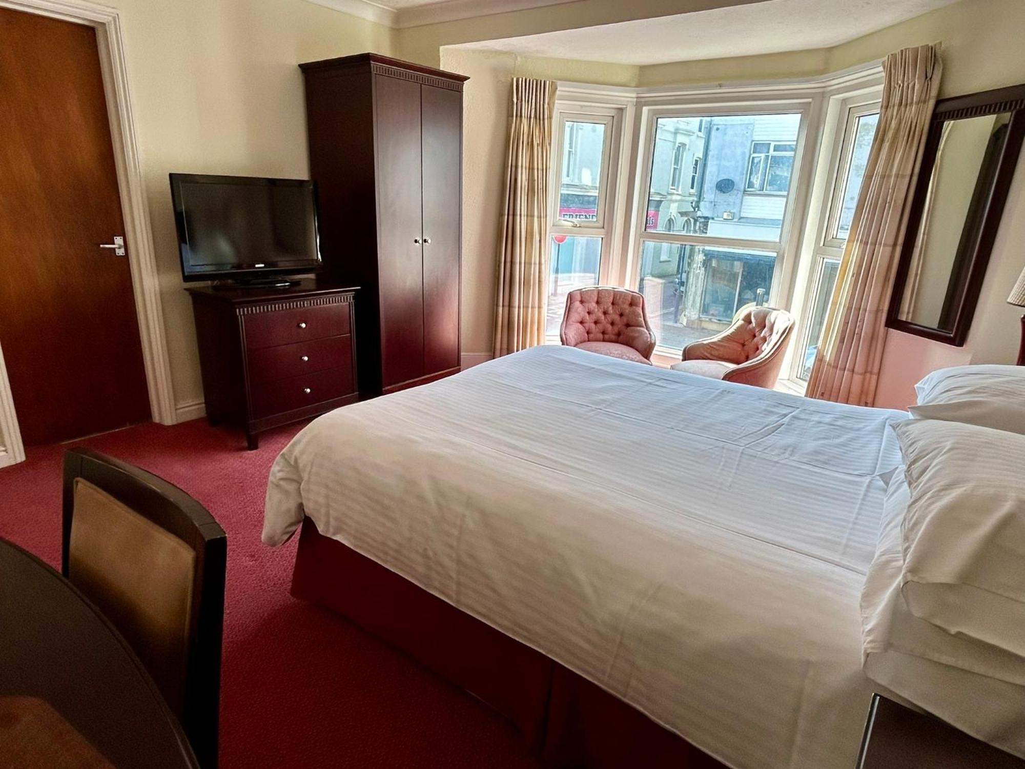Bay View - Seafront, Sandown - Free Car Ferry For Bookings Of 3 Or More Nights, Subject To Availability Zewnętrze zdjęcie