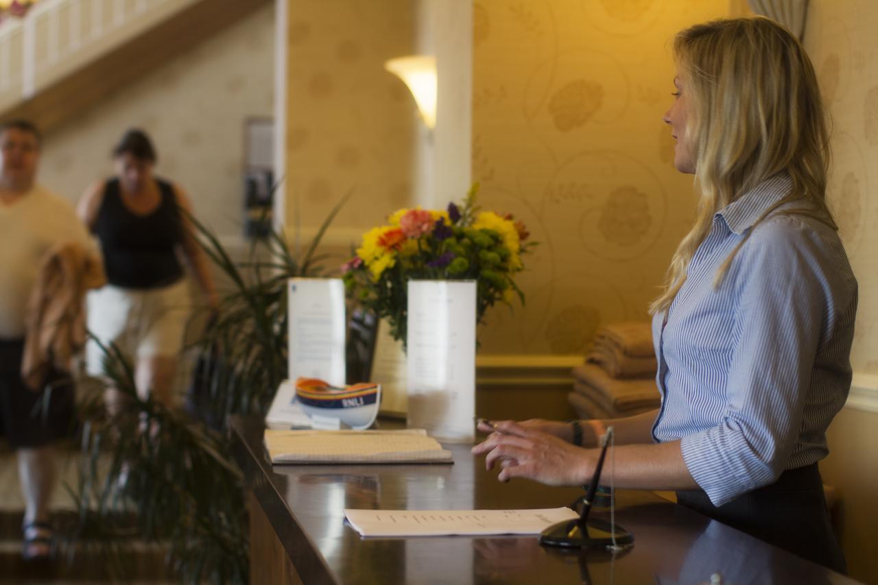 Bay View - Seafront, Sandown - Free Car Ferry For Bookings Of 3 Or More Nights, Subject To Availability Zewnętrze zdjęcie